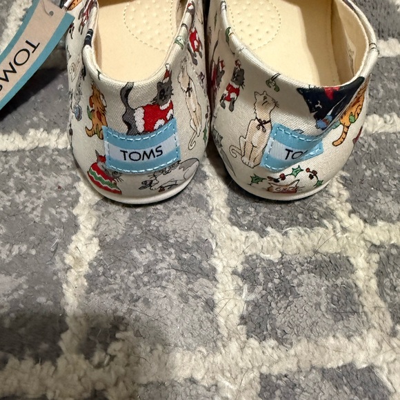 TOMS Christmas Cats Print Slip-Ons flats 7 - Picture 4 of 5